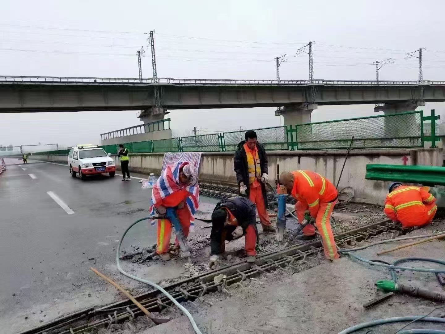 辽源桥梁伸缩缝抢修料